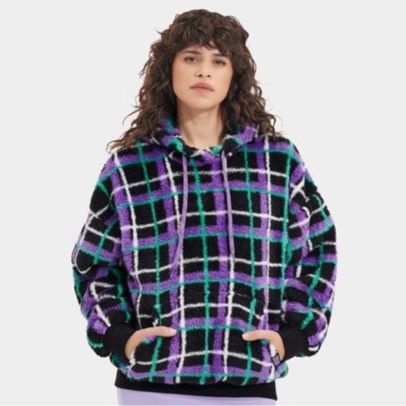 Ugg‎ Women’s Loyra Sherpa Fuzzy Soft Pullover Hoodie XS - Picture 1 of 7